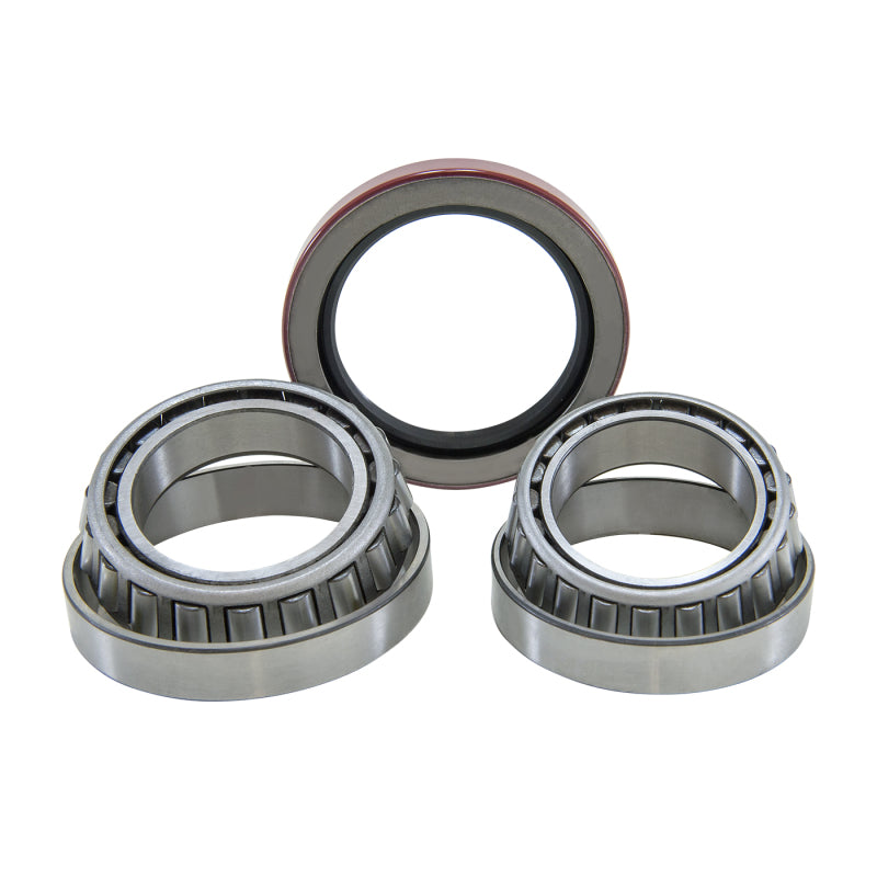 yukon GM 10.5" 14 bolt replacement bearing and seal kit one a white background